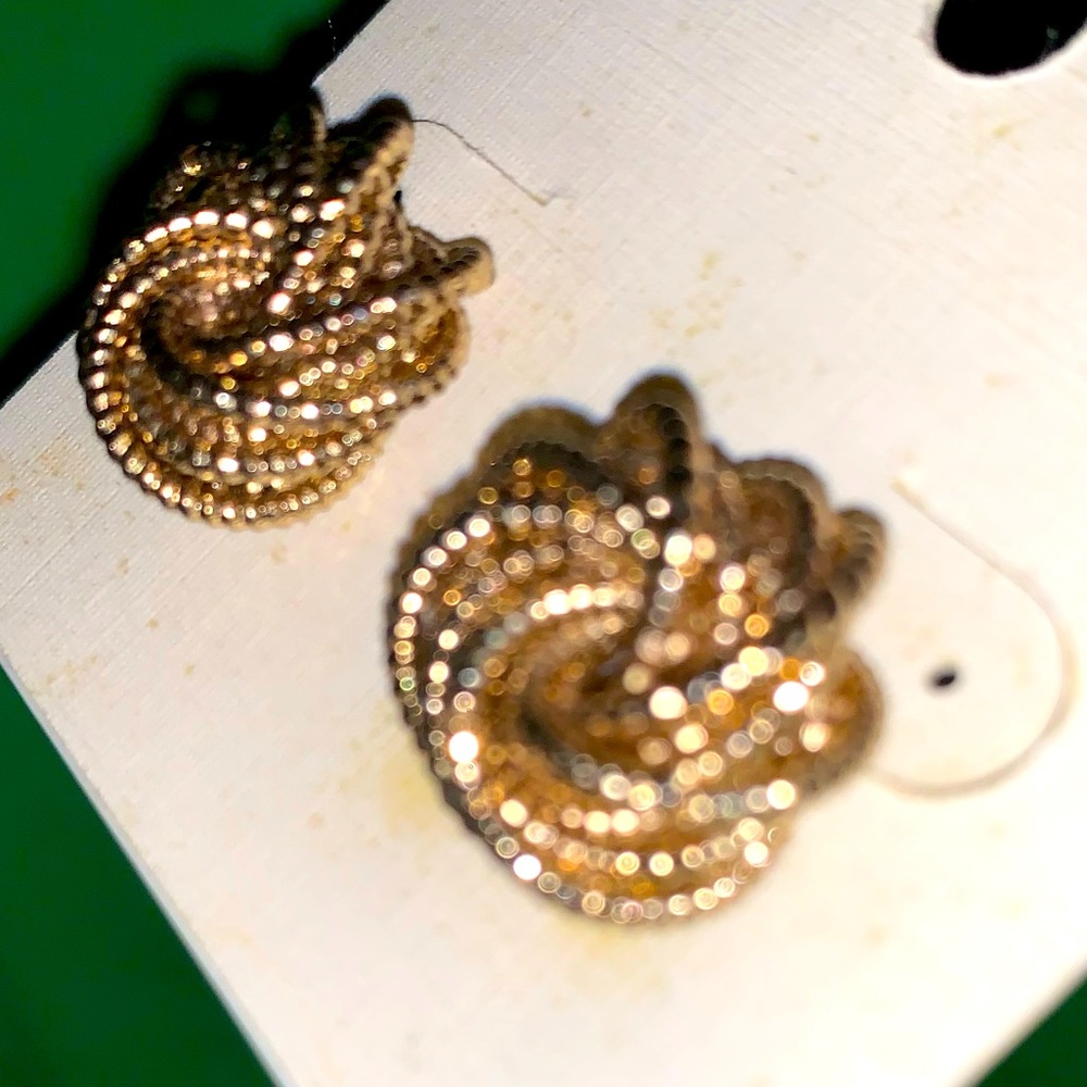 NWT, Van Heusen, Set of Gold plated twisted layered earrings!
